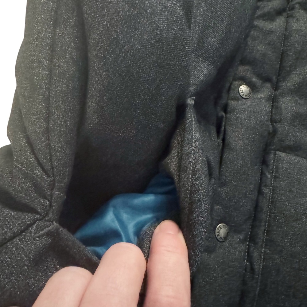 The North Face Puffer Vest Goose Down Men's M Medium Grey zipper gorpcore winter - Picture 11 of 12